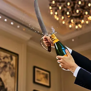Отель The St Regis, Осака